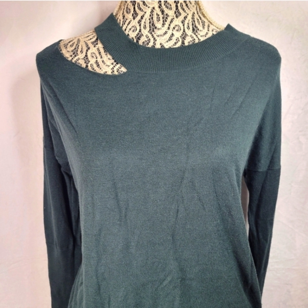 Forest Green Soft Open Shoulder Sweater (Szie Small)